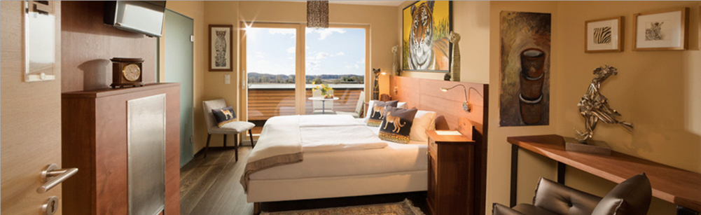 Kunsthotel, K�nstlerzimmer, Kreativ schlafen, Uniqueness, Kunst & Design, Verliebte & Romantik, Familienurlaub, Alleinreisende, Firmenvertreter, Inspirierende Zimmer
Kunst erleben, Schlafen in Kunstwerken, Steiermark Hotel, K�nstlerische Unterkunft, Farbenfrohes Schlafen, Malerwinkl Erlebnis, Kunst & Komfort, Hotel mit Stil, Kreatives Refugium
Unvergesslicher Aufenthalt, Kunst & Entspannung,