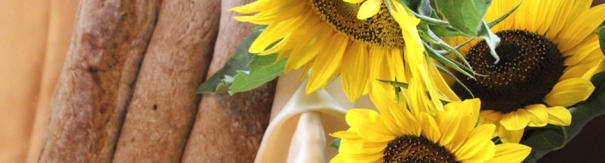 Sonneblumenbrot, sonnenblumen, hausgemachtes Brot, fruestueck